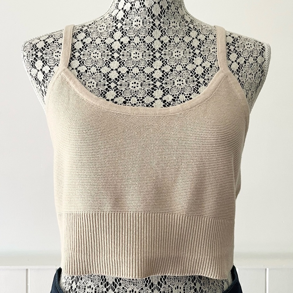 H&M Cropped Knit Tank Top Size XL - Picture 2 of 9